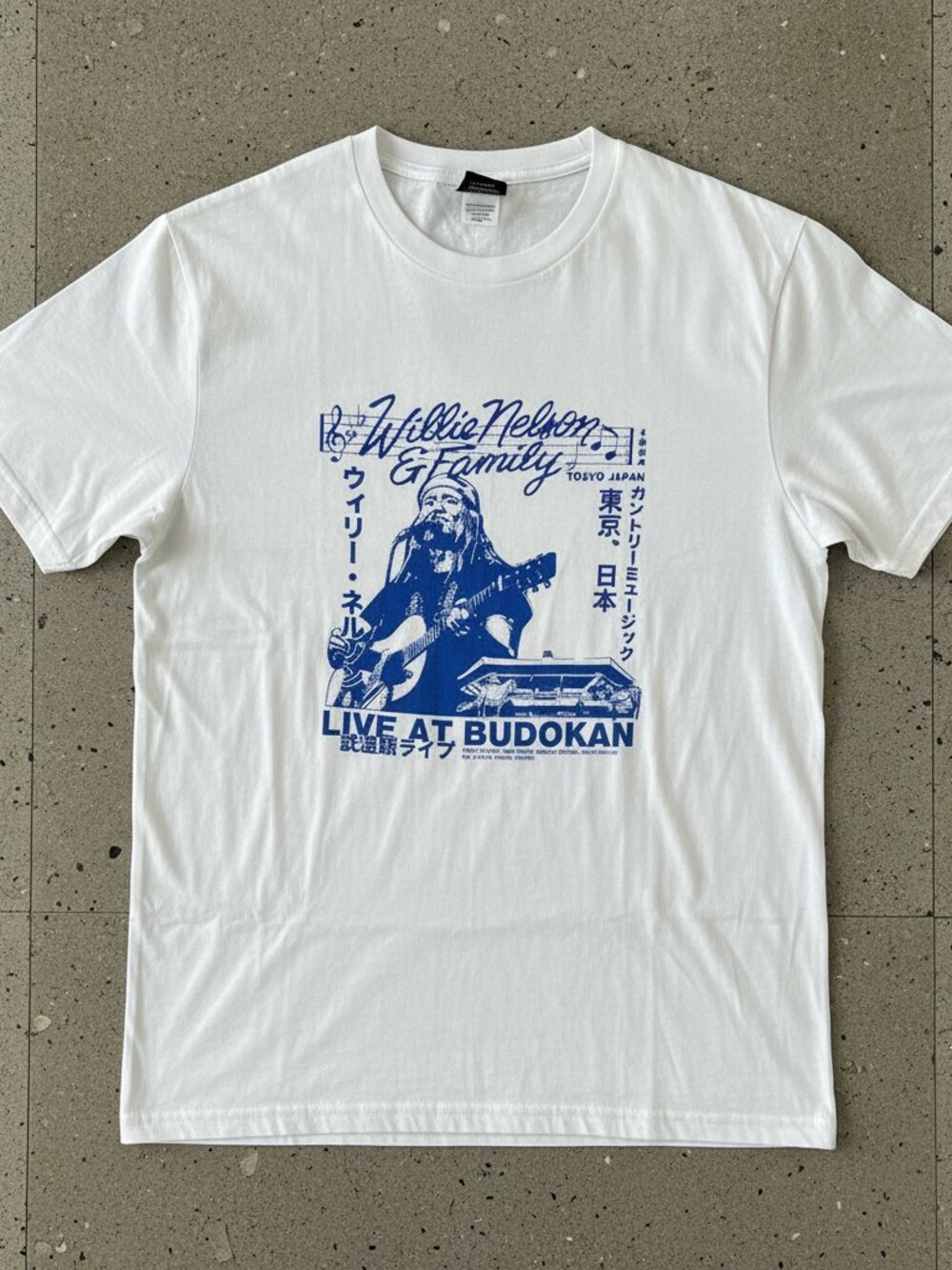 Willie Nelson & Family “Live at Budokan” Graphic Tee – Vintage Country Music